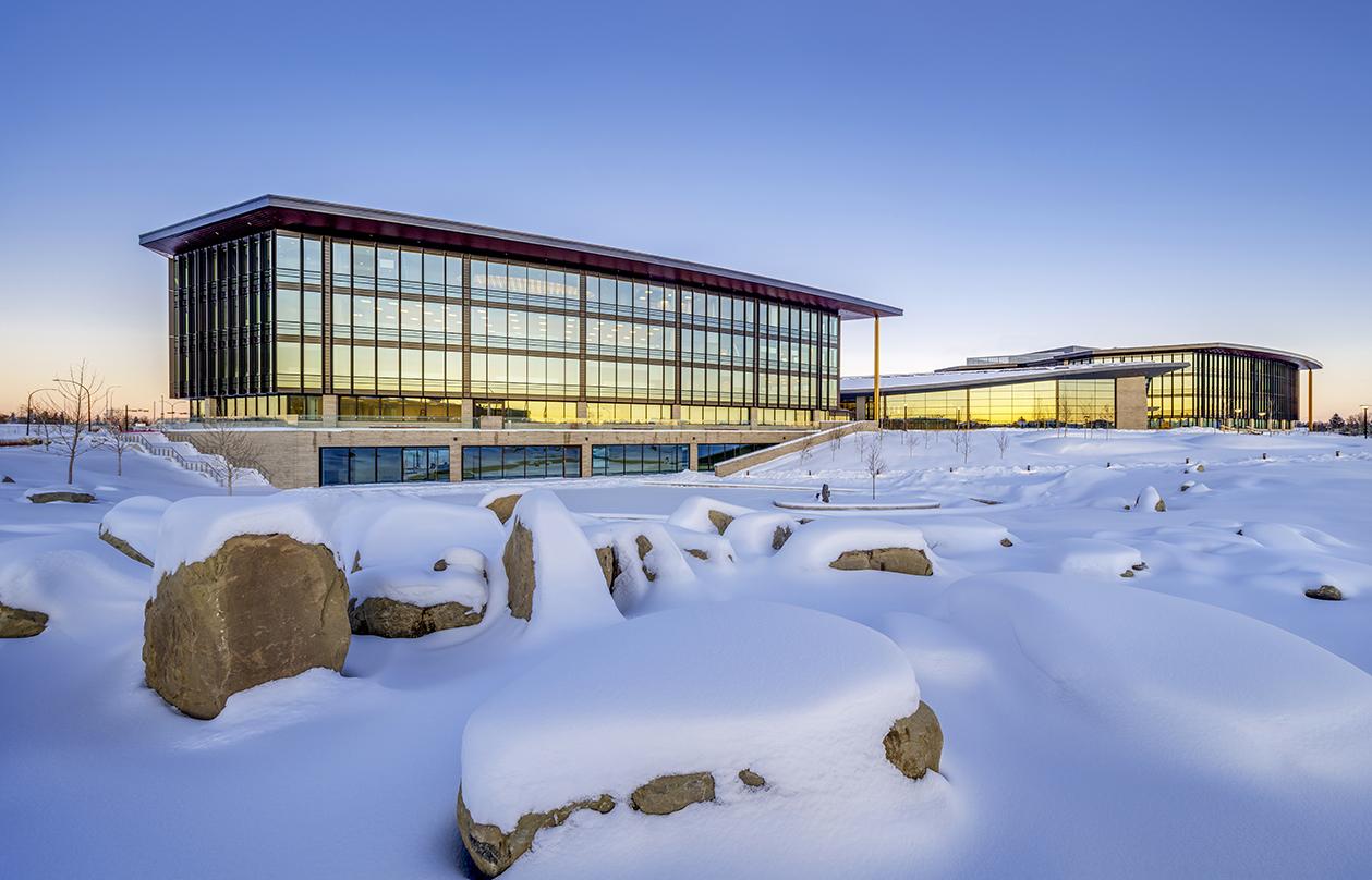 Phase one of the ATCO Campus is a dynamic composition of two four-story office buildings around a leaf-shaped quad and a partially subgrade parkade, and is interconnected by a multi-purpose Commons. 