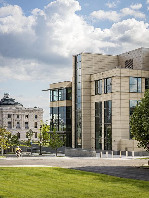 Another partial view of the Minnesota Senate Building