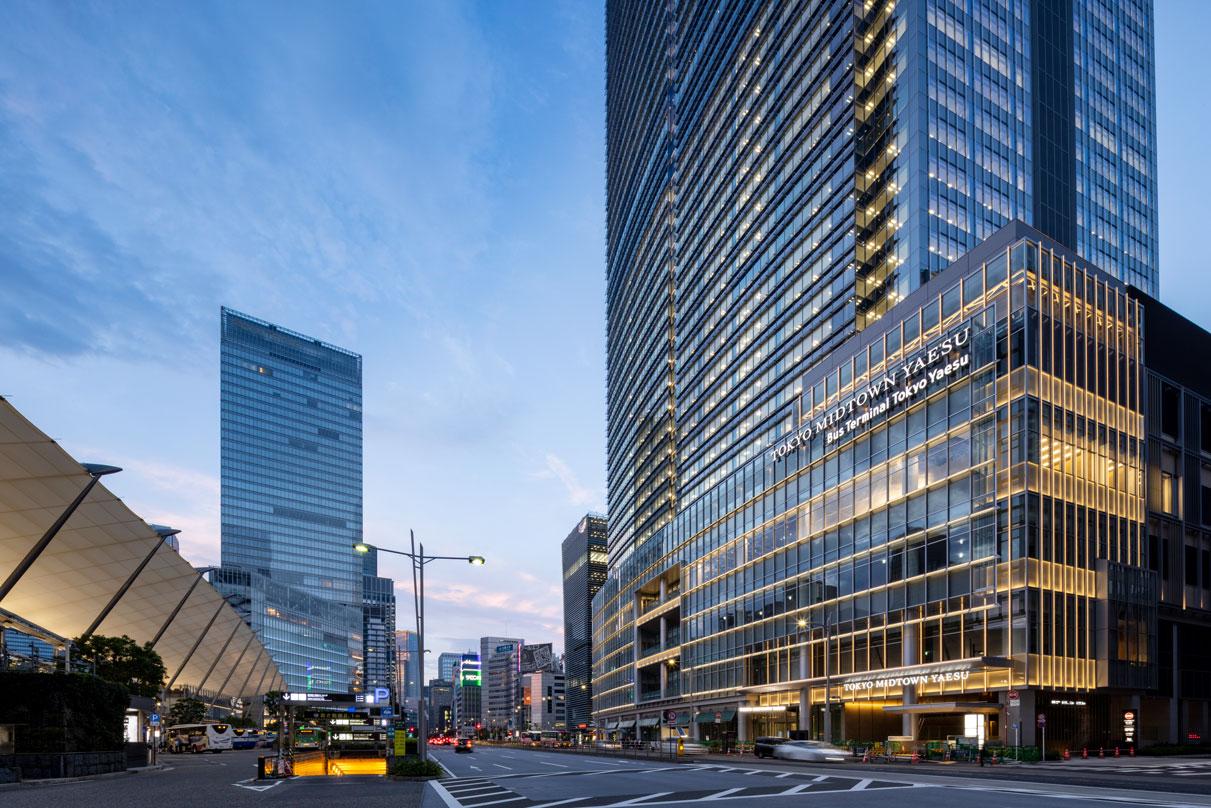 The promenade of Tokyo Midtown Yaesu