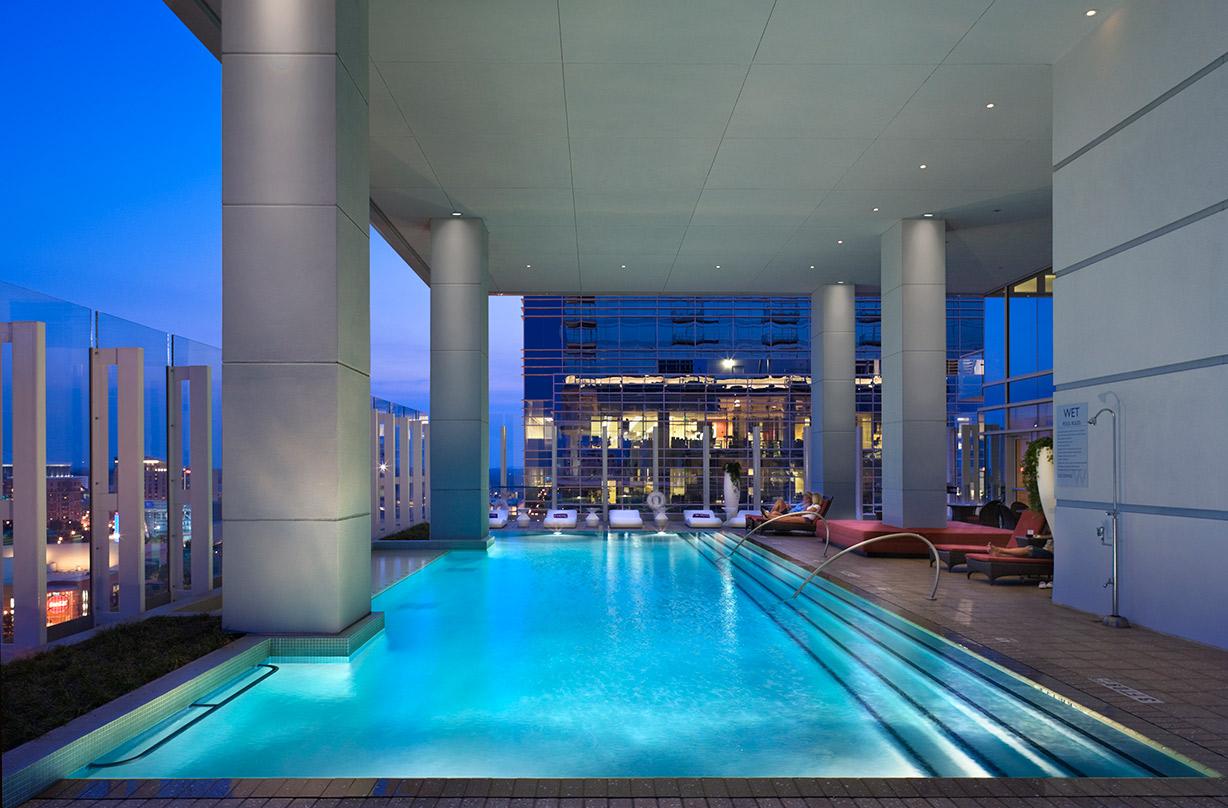 The swimming pool W Atlanta-Downtown and The Residences